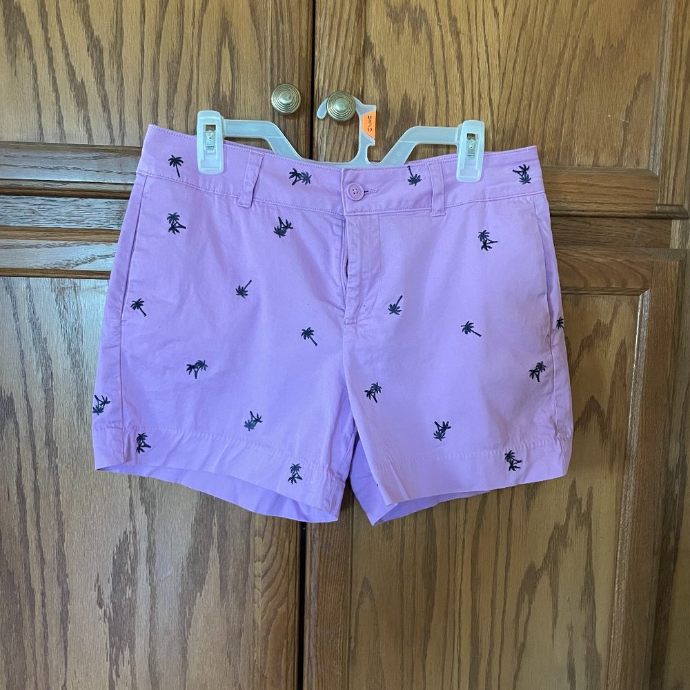 Women's novelty print chino shorts